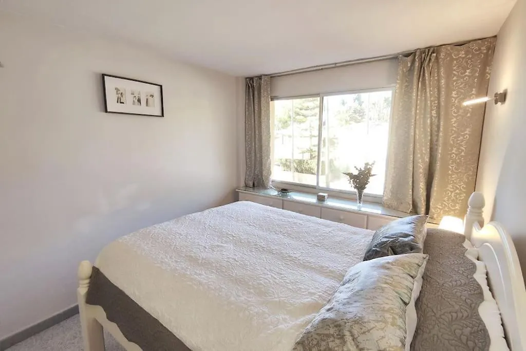 Apartamento En Dunas De Artola Marbella